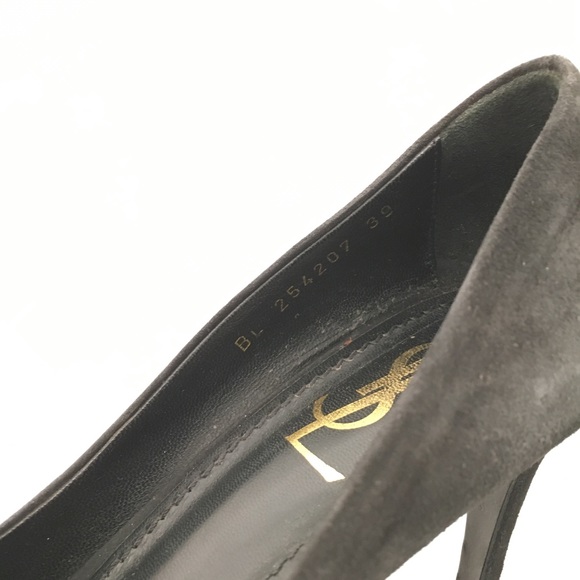 Black Saint Laurent Gisele Suede Pumps